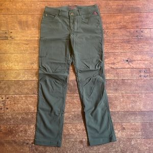 EMS Eastern Mountain Sports Women’s Tech Pants Size 6